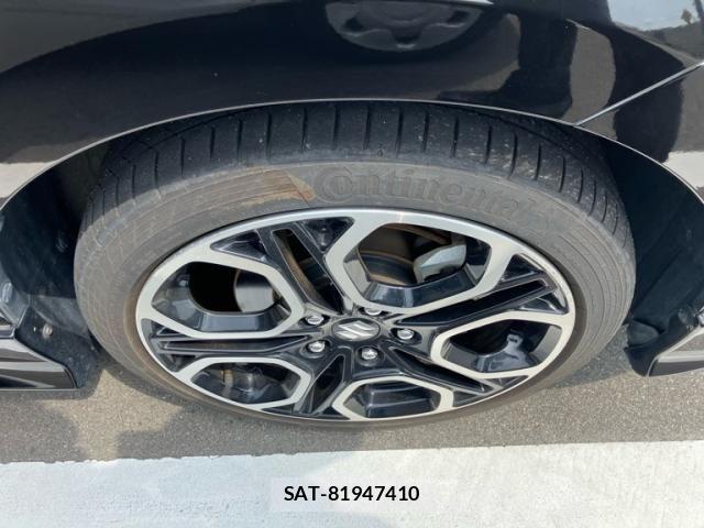 Suzuki SWIFT 2022-06 8102146-4