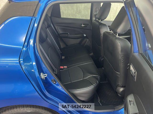 Suzuki SWIFT 2018-03 8102153-9