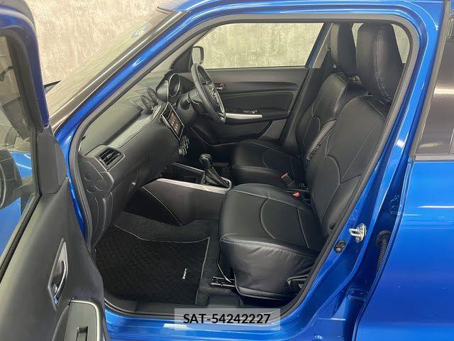 Suzuki SWIFT 2018-03 8102153-18