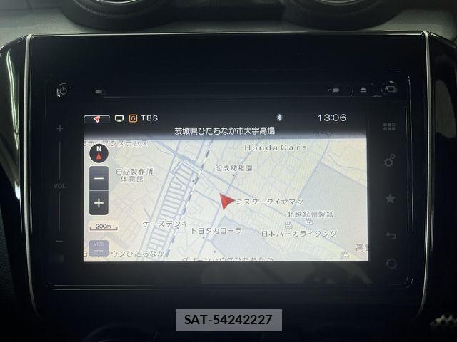 Suzuki SWIFT 2018-03 8102153-4