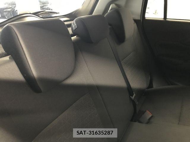 Suzuki SWIFT 2023-12 8102152-9