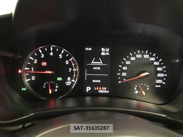 Suzuki SWIFT 2023-12 8102152-15