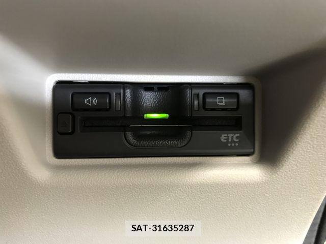 Suzuki SWIFT 2023-12 8102152-16
