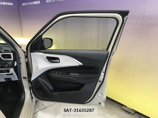 Suzuki SWIFT 2023-12 8102152-18