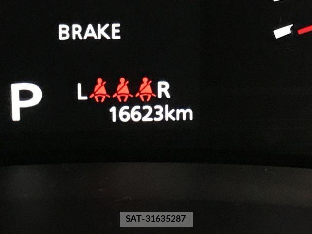 Suzuki SWIFT 2023-12 8102152-1