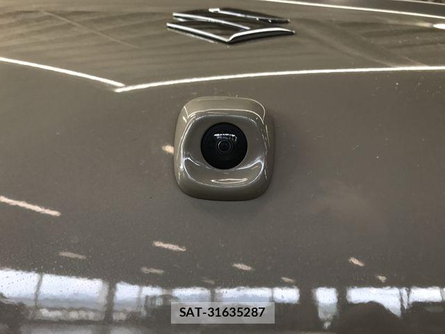 Suzuki SWIFT 2023-12 8102152-23