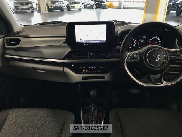 Suzuki SWIFT 2023-12 8102152-3