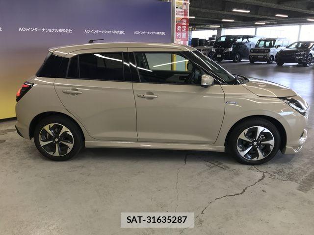 Suzuki SWIFT 2023-12 8102152-4