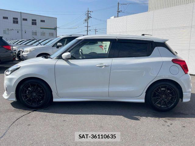 Suzuki SWIFT 2022-10 8102149-18
