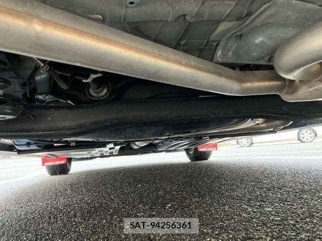 Suzuki SWIFT 2022-03 8102151-9