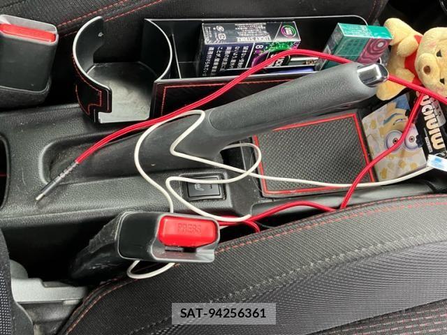 Suzuki SWIFT 2022-03 8102151-21