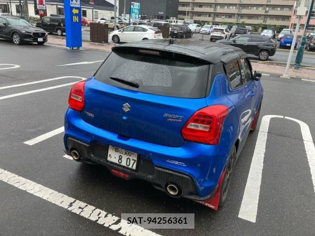 Suzuki SWIFT 2022-03 8102151-6