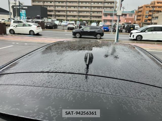 Suzuki SWIFT 2022-03 8102151-8