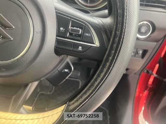 Suzuki SWIFT 2021-11 8102156-15