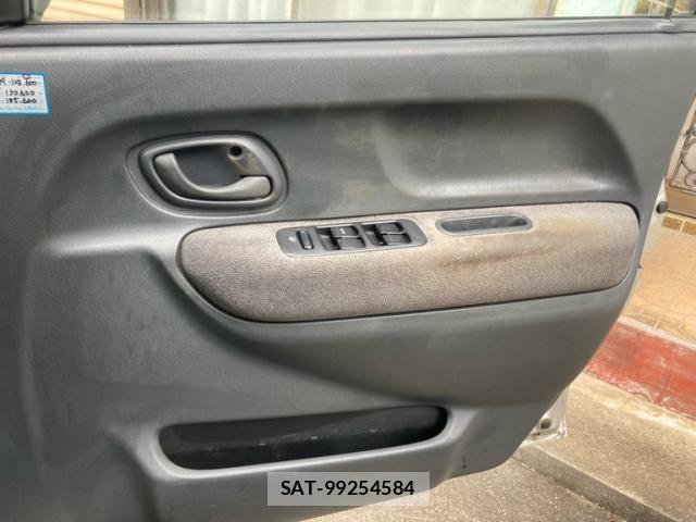 Suzuki SWIFT 2003-09 8102165-11