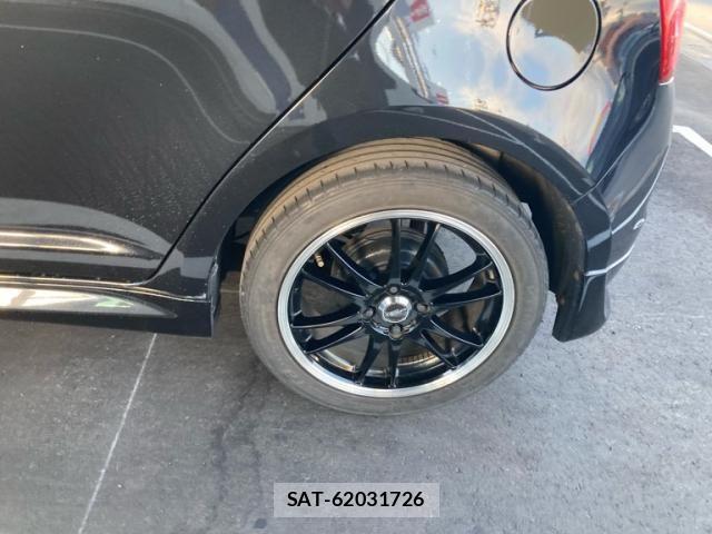 Suzuki SWIFT 2008-08 8102163-4