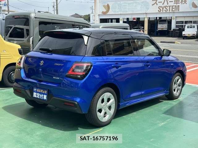 Suzuki SWIFT 2024-01 8132562-11