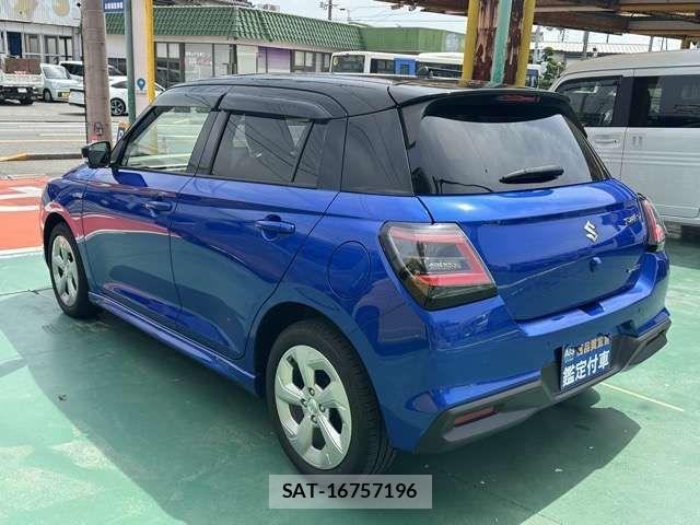 Suzuki SWIFT 2024-01 8132562-3