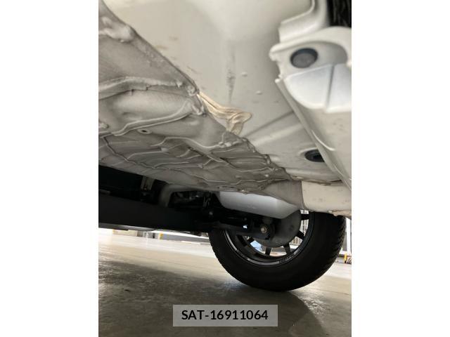 Suzuki SWIFT 2017-01 8132569-10