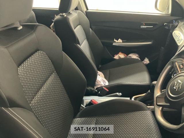 Suzuki SWIFT 2017-01 8132569-14