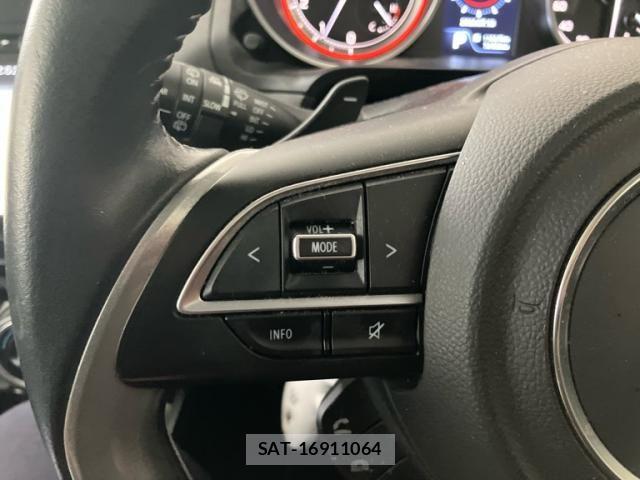 Suzuki SWIFT 2017-01 8132569-20