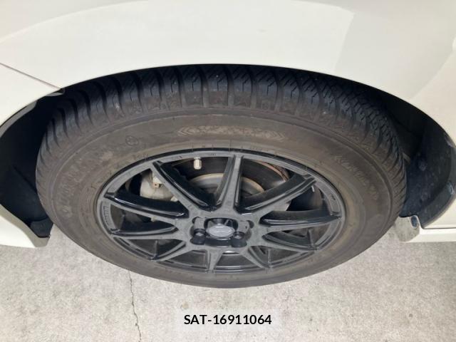 Suzuki SWIFT 2017-01 8132569-7