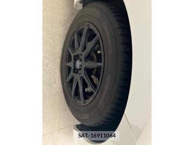 Suzuki SWIFT 2017-01 8132569-8