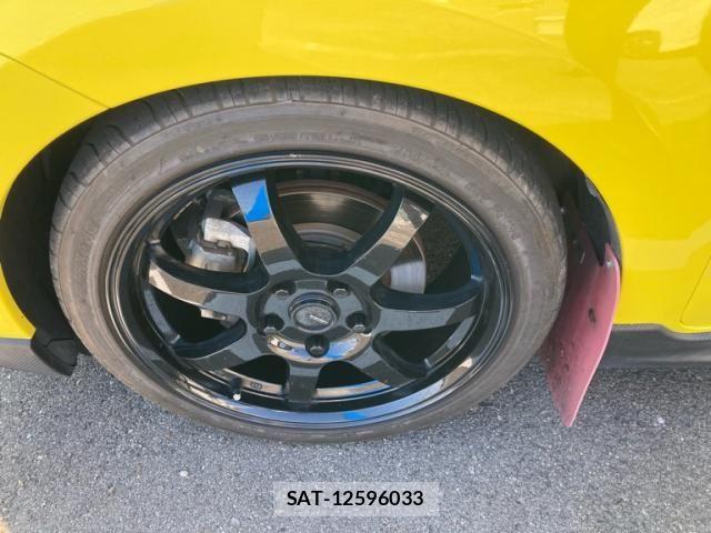 Suzuki SWIFT 2017-09 8132567-9