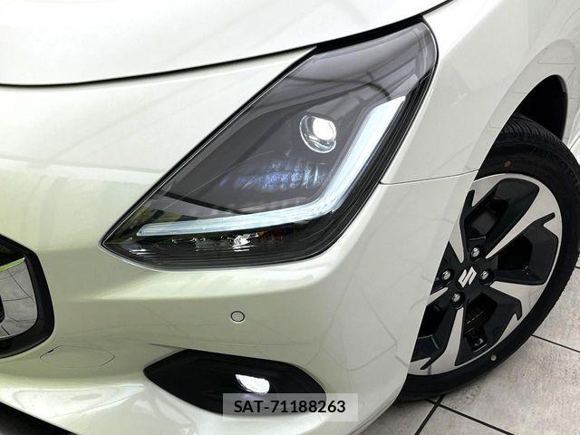 Suzuki SWIFT 2024-04 8132561-11