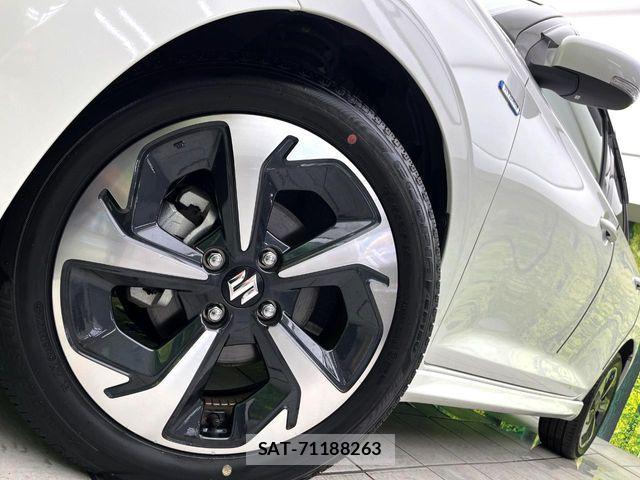 Suzuki SWIFT 2024-04 8132561-12