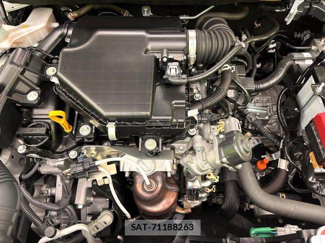 Suzuki SWIFT 2024-04 8132561-17