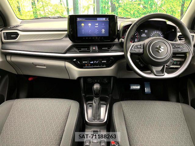Suzuki SWIFT 2024-04 8132561-1