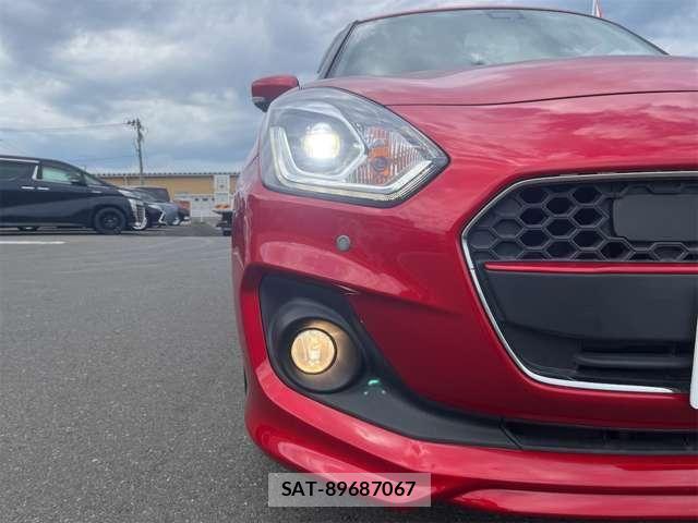 Suzuki SWIFT 2018-03 8132568-15