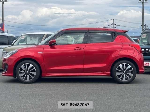 Suzuki SWIFT 2018-03 8132568-23