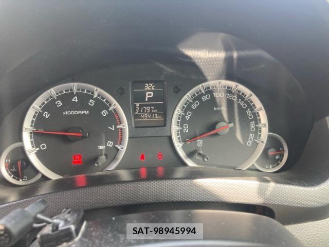 Suzuki SWIFT 2013-08 8146793-11