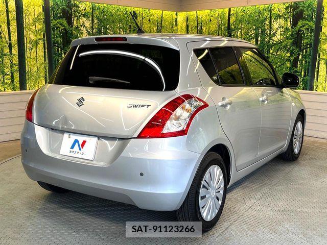 Suzuki SWIFT 2014-03 8146795-16