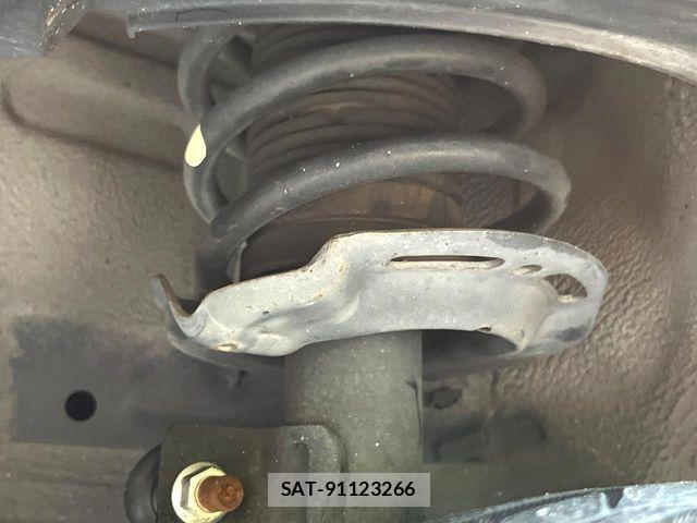 Suzuki SWIFT 2014-03 8146795-19