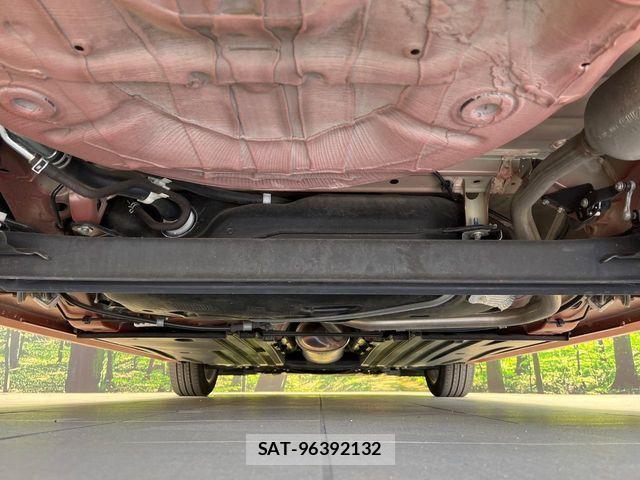 Suzuki SWIFT 2023-11 8210501-18