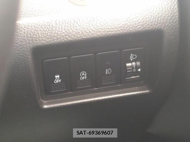 Suzuki SWIFT 2014-06 8210512-15