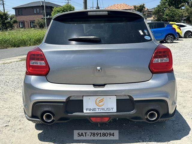 Suzuki SWIFT 2018-01 8210503-18