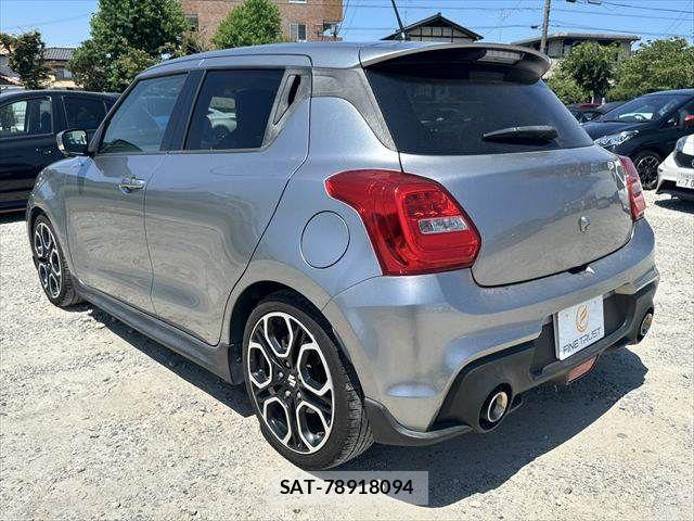 Suzuki SWIFT 2018-01 8210503-20