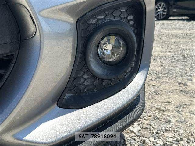 Suzuki SWIFT 2018-01 8210503-24