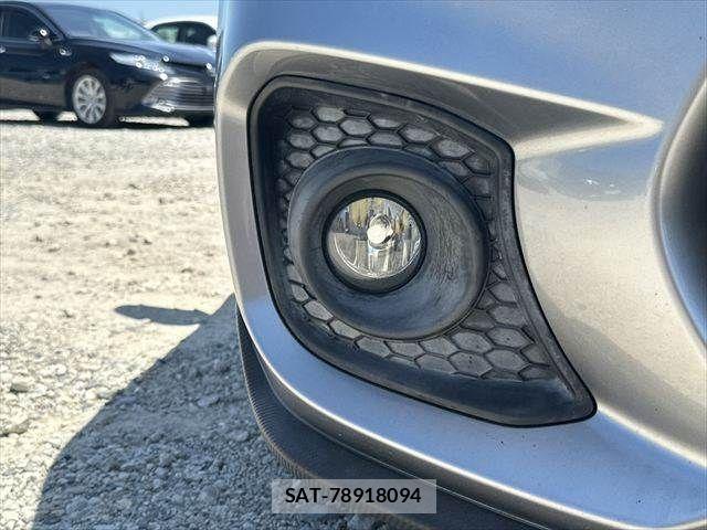 Suzuki SWIFT 2018-01 8210503-25