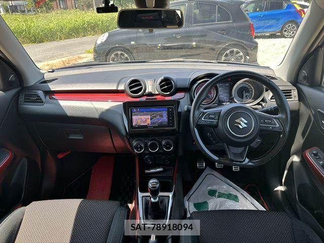 Suzuki SWIFT 2018-01 8210503-2