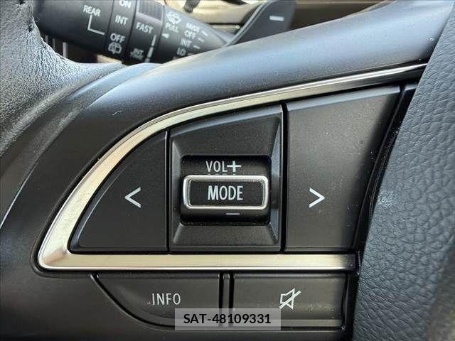 Suzuki SWIFT 2018-09 8210510-24