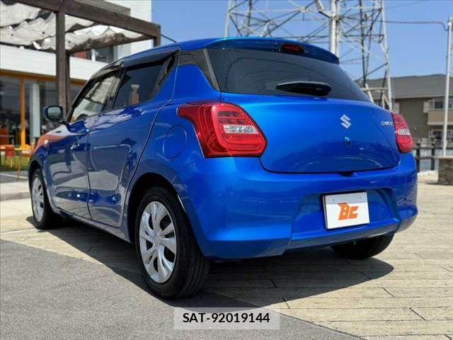 Suzuki SWIFT 2020-02 8210508-12