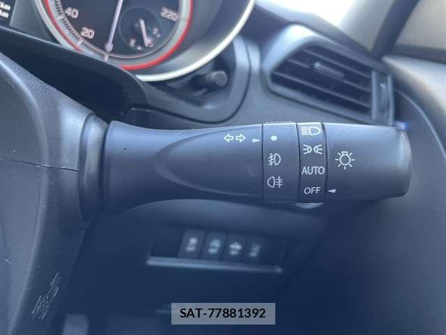 Suzuki SWIFT 2017-02 8210505-10