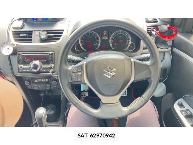 Suzuki SWIFT 2012-02 8210518-9