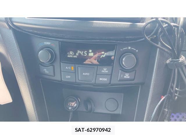 Suzuki SWIFT 2012-02 8210518-13
