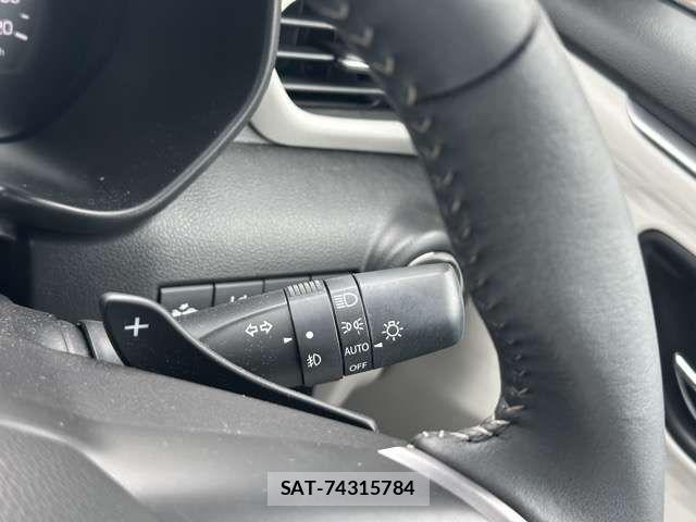 Suzuki SWIFT 2024-03 8210502-17
